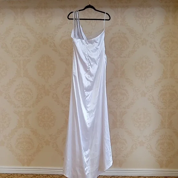 Aziella size 2XL wedding gown - Picture 4 of 6